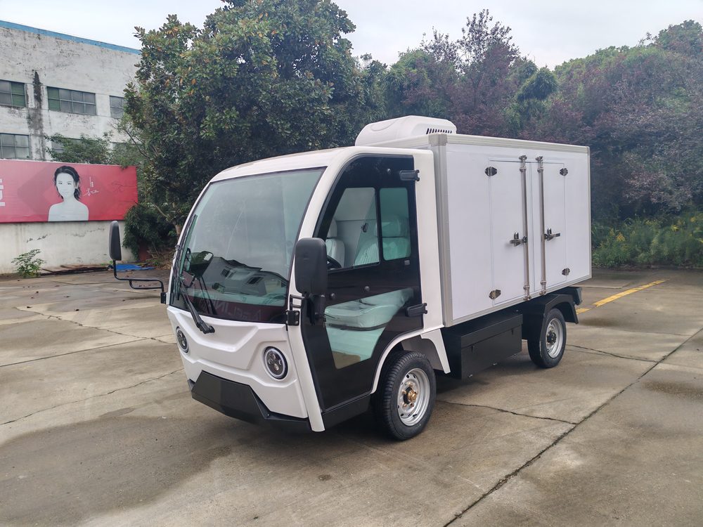 Electric Refrigerated Cargo Vehicle