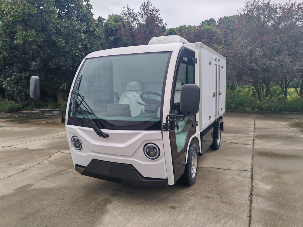 Electric Refrigerated Cargo Vehicle