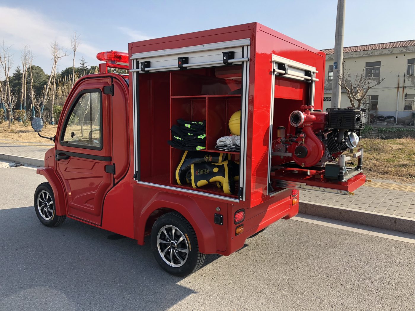 Electric Fire Fighting Vehicle