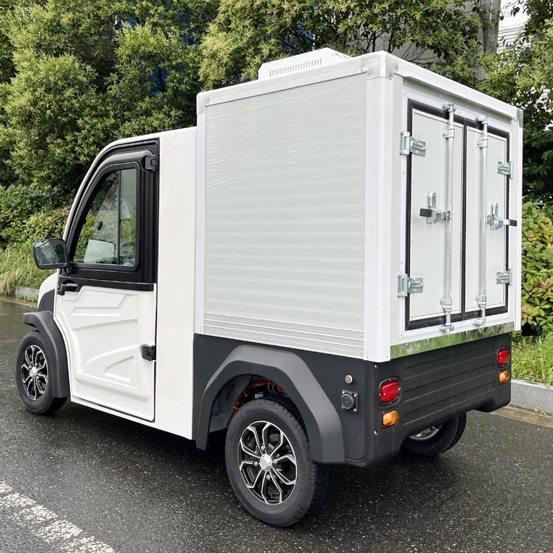 Electric Refrigerated Cargo Vehicle